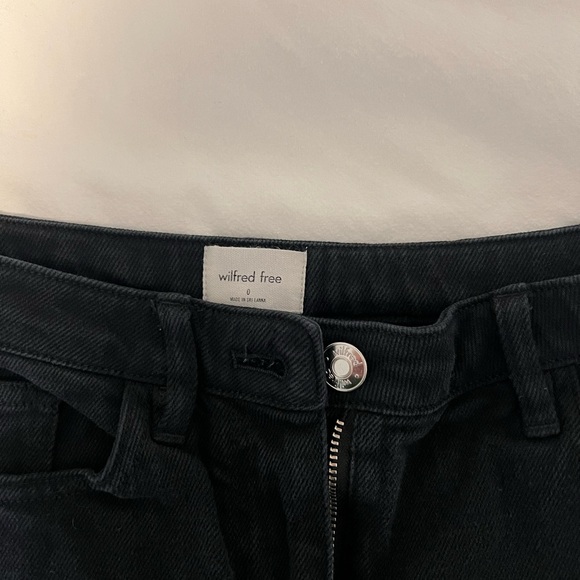 Wilfred Free Melina Twill pants, size 0 in black (Aritzia) - Picture 4 of 6